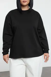Trendyol Curve Black Snap Snap Button Detailed Regular/Normal Pattern Knitting Plus Size Sweatshirt - Image 3