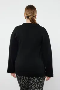 Trendyol Curve Black V-neck Cutout Detailed Knitwear Cardigan - Image 5
