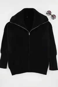 Trendyol Curve Black Turndown collar Zippered Knitwear Cardigan - Image 14