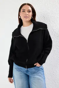 Trendyol Curve Black Turndown collar Zippered Knitwear Cardigan - Image 2