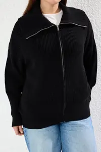 Trendyol Curve Black Turndown collar Zippered Knitwear Cardigan - Image 4