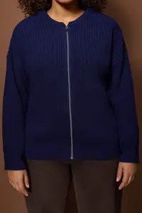 Trendyol Curve Navy Blue Zippered Crew Neck Knitwear Cardigan - Image 3