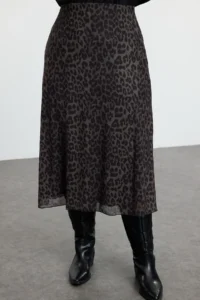 Trendyol Curve Khaki A- Line Leopard Patterned Tulle Knitting Plus Size Skirt - Image 8