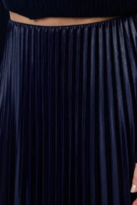 Trendyol Curve Navy Blue Flexible Tyre Belli pleated Weaving Plus Size Skirt - Image 4