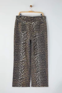 Trendyol Curve Multicolored High Waist Leopard Patterned comfort/rta Flexible Straight Fit plus size jeans - Image 6