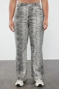 Trendyol Curve Gray High Waist animals Patterned Straight Fit plus size jeans - Image 3