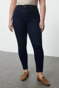 Trendyol Curve Dark Blue Yüksel Waist Shaping Plus Size skinny jeans - Image 3