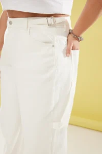 Trendyol Curve Ecru High Waist Beli Adjustable 100% Cotton Non-Stretch Baggy Fit Plus Size Jeans - Image 4