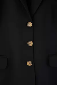 Trendyol Curve Special Collection Black Waist Plus Size Weaving Jacket - Image 6