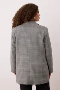 Trendyol Curve Multicolored Plaid/Checkered Single Button Closure Regular Weaving Plus Size Jacket - Image 4