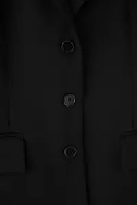Trendyol Curve Black Classical Weaving Plus Size Jacket - Image 7