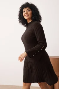 Trendyol Curve Brown Ribbed Accessory Detailed Knit Dress - Image 2