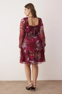 Trendyol Curve Burgundy-Multicolored Siphon Mini Weaving Plus Size Dress - Image 4
