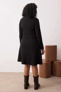 Trendyol Curve Black Polo Shirt Collar A-line Knitting Plus Size Dress - Image 4