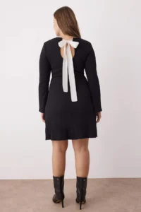 Trendyol Curve Black A-line Back Binding Detailed Mini Knitting Plus Size Dress - Image 4