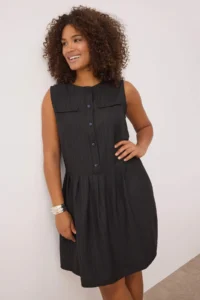 Trendyol Curve Black Striped Button Detailed Mini Weaving Plus Size Dress/gilet - Image 2