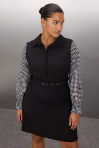 Trendyol Curve Black Arched Sleeves Crowbar Patterned Mini Weaving Plus Size Dress - Image 2