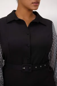 Trendyol Curve Black Arched Sleeves Crowbar Patterned Mini Weaving Plus Size Dress - Image 3