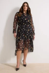 Trendyol Curve Black Barbell Neck Shawl pattern Siphon Weaving Winter Plus Size Dress