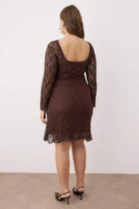 Trendyol Curve Brown Teen Lace Knitting Mini Plus Size Dress - Image 4