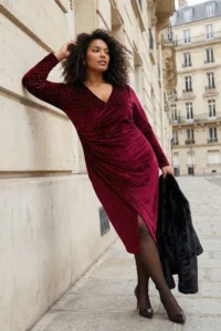 Trendyol Curve Burgundy V-neck Midi Size Stone Velvet Knitting Plus Size Dress