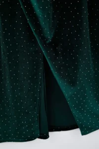 Trendyol Curve Emerald Green V-neck Midi Size Stone Velvet Knitting Plus Size Dress - Image 4
