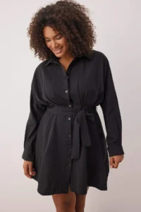 Trendyol Curve Black Mini Weaving Belted Plus Size Shirt Dress - Image 2