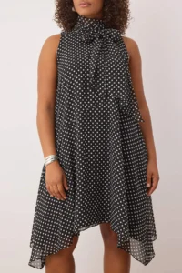 Trendyol Curve Black Polka Dot Barbell Neck Weaving Plus Size Dress - Image 4