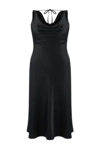 Trendyol Curve Black Satin Weaving Plus Size Dress - Image 4