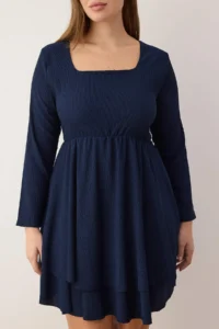 Trendyol Curve Navy Blue Square Neck skater/Waist Open Crepe Knitting Plus Size Dress - Image 3