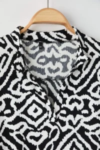 Trendyol Curve Black-White Patterned Polo Shirt Collar Crepe Knitting Plus Size Dress - Image 7
