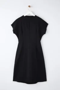 Trendyol Curve Black A Cut Off-Shoulder Neck Midi Plus Size Dress - Image 5