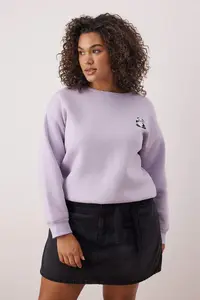 Trendyol Curve Lilac Panda Embroidered Regular Fit Plus Size Sweatshirt - Image 2