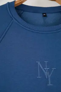 Trendyol Curve Indigo Regular Fit Embroidered Thick Knitting Plus Size Sweatshirt with Fleece Inside - Image 6