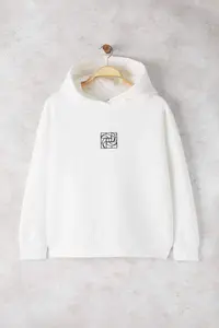 Trendyol Curve Ecru Oversized/Large Cut Embroidered Thick Fleece Inside Knitting Sweatshirt - Image 5