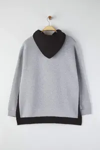Trendyol Curve Gray Melange Color Blocked Wide Pattern Inside Fleece Knitting Sports Plus Size Sweatshirt - Image 8