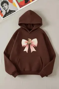 Trendyol Curve Brown Bow & Teddy Bear Printed Oversized Plus Size Sweatshirt with Fleece Inside - Image 5