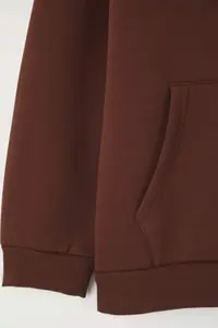 Trendyol Curve Brown Bow & Teddy Bear Printed Oversized Plus Size Sweatshirt with Fleece Inside - Image 8