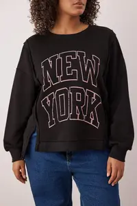 Trendyol Curve Black Eyalet Printed Oversized/Bol Cut Plus Size Sweasthirt - Image 3