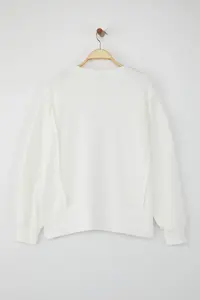 Trendyol Curve Ecru Eyalet Printed Oversized/Bol Cut Plus Size Sweasthirt - Image 7