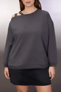 Trendyol Curve Anthracite Crew Neck Cut Out Detailed Knitting Plus Size Sweatshirt - Image 3