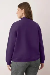Trendyol Curve Plum Collar Zippered Regular Plus Size Sweatshirt - Image 5