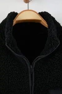 Trendyol Curve Winter Essentials Black Thick Fleece Zippered Dog collar with pocket Knitting Sweatshirt - Image 10