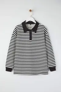 Trendyol Curve Black Striped Polo Shirt Collar Thick Oversized Knitting Plus Size Sweatshirt - Image 5