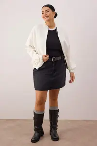 Trendyol Curve Ecru Bomber Jacket Jacket Collar Oversized/Wide Pattern Front Zippered Plus Size Sweatshirt - Image 2