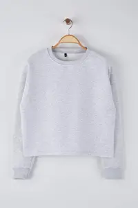 Trendyol Curve Kar Melange Crop Size Crew Neck Basic Plus Size Sweatshirt - Image 5