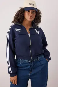Trendyol Curve Navy Blue Crop Size College Themed Striped Front Zippered Plus Size Sweatshirt - Image 2