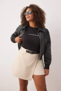 Trendyol Curve Stone Arched Bowl Winter Mini Weaving Shorts Skirt - Image 2