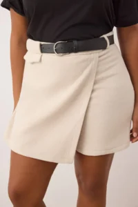 Trendyol Curve Stone Arched Bowl Winter Mini Weaving Shorts Skirt - Image 3