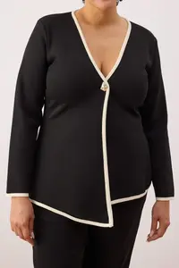 Trendyol Curve Black Piping Detailed Asymmetric Cut Knitwear Jacket Look Cardigan - Image 3